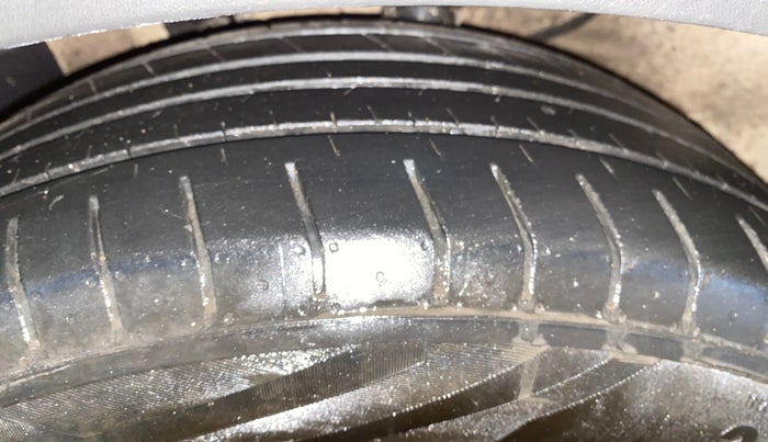 2018 Hyundai Creta SX PLUS AT 1.6 DIESEL, Diesel, Automatic, 96,448 km, Left Front Tyre Tread