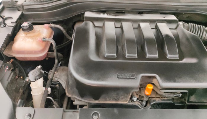 2022 Mahindra XUV700 AX 7 P MT 7 STR, Petrol, Manual, 31,275 km, Engine View - Right