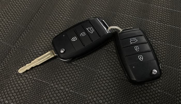 2020 KIA SONET HTK PLUS 1.0 DCT, Petrol, Automatic, 50,447 km, Key Close Up