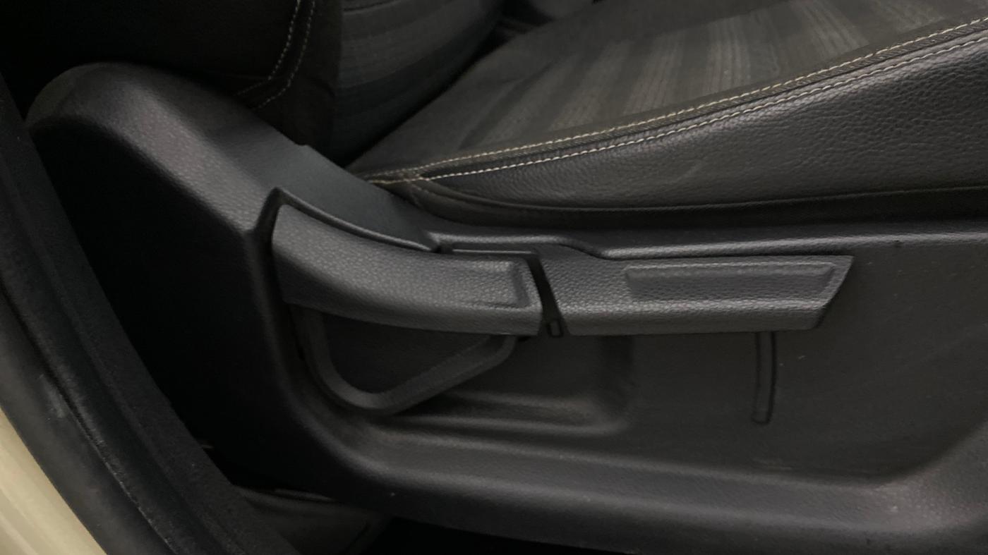 2020 KIA SONET HTK PLUS 1.0 DCT, Petrol, Automatic, 50,590 km, Driver Side Adjustment Panel