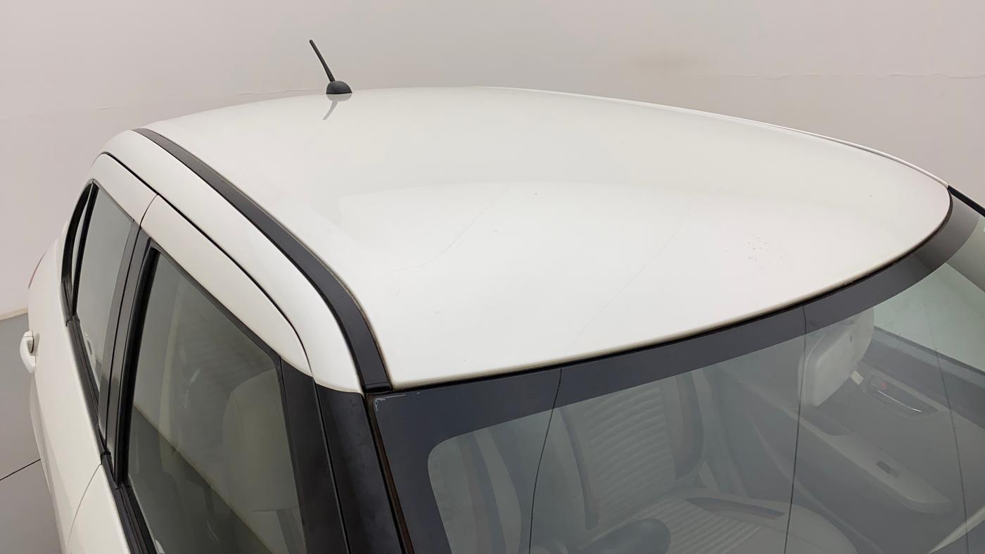 2016 Maruti Swift Dzire VXI, Petrol, Manual, 1,19,914 km, Roof
