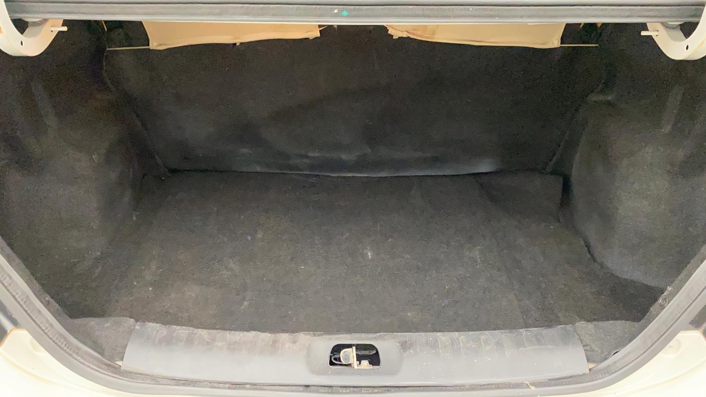2016 Maruti Swift Dzire VXI, Petrol, Manual, 1,19,914 km, Boot Inside