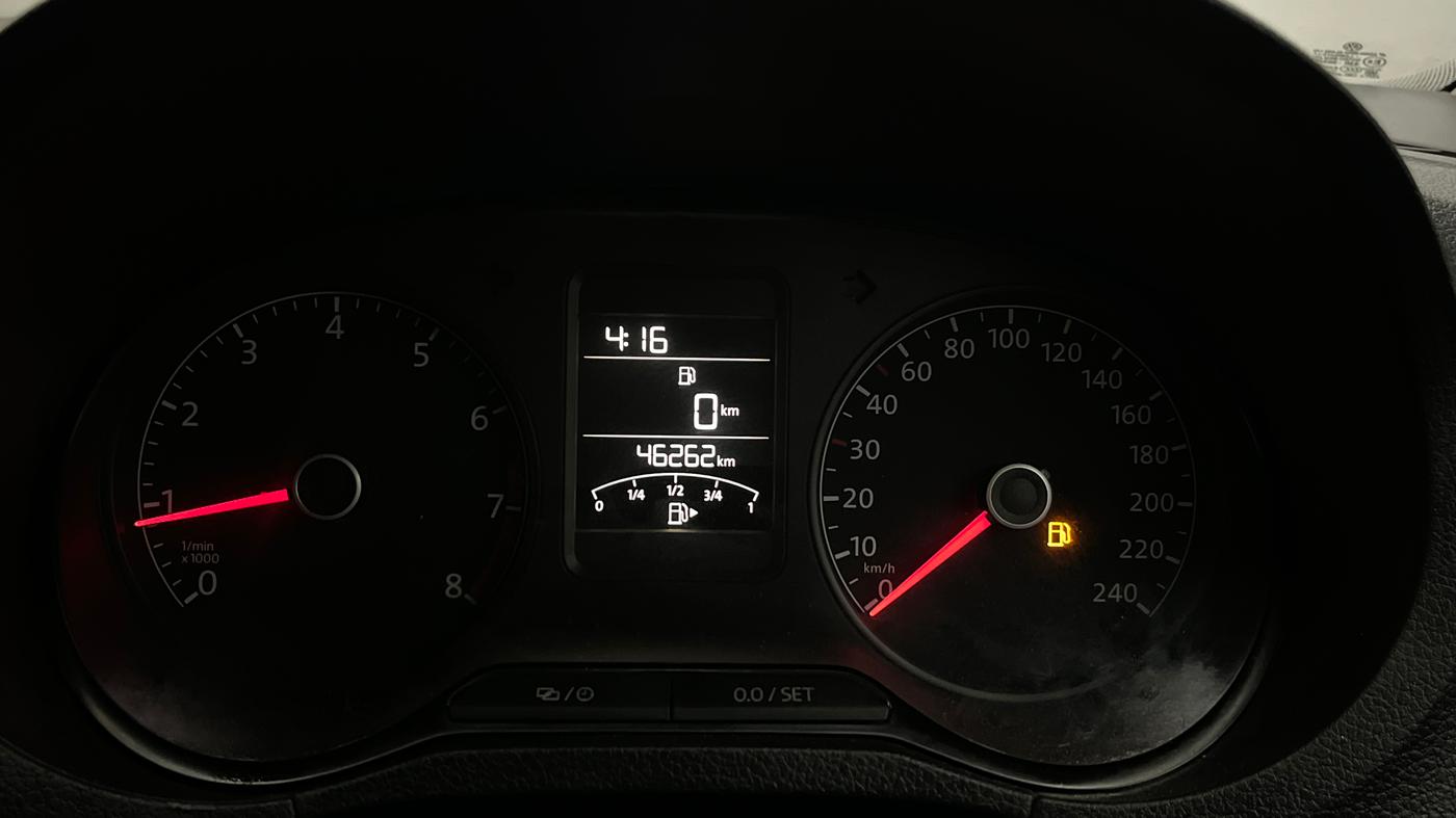 2015 Volkswagen Cross Polo HIGHLINE MPI, Petrol, Manual, 46,215 km, Odometer Image