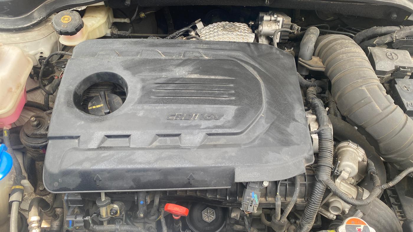2022 KIA SONET HTX 1.5 AT, Diesel, Automatic, 27,255 km, Engine View