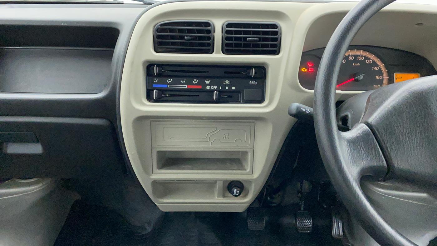2018 Maruti Eeco 7 STR, Petrol, Manual, 10,415 km, Air Conditioner