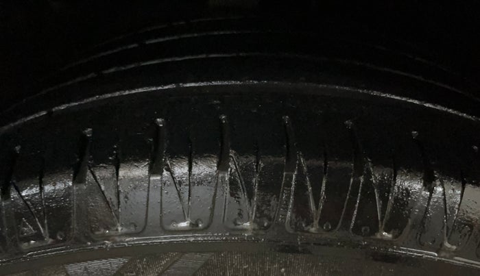 2021 KIA SONET HTX PLUS 1.0 IMT, Petrol, Manual, 56,969 km, Right Front Tyre Tread