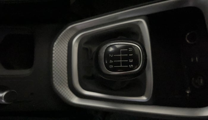 2021 KIA SONET HTX PLUS 1.0 IMT, Petrol, Manual, 56,969 km, Gear Lever