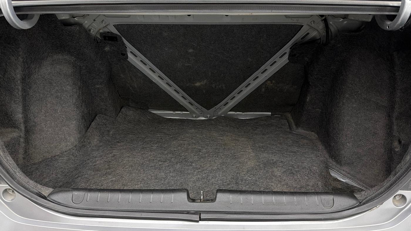 2018 Honda Amaze 1.2L I-VTEC V CVT, Petrol, Automatic, 64,093 km, Boot Inside