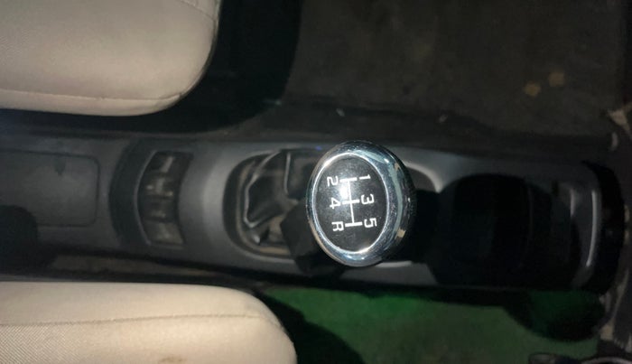 2017 Maruti Wagon R 1.0 VXI, Petrol, Manual, 37,964 km, Gear Lever