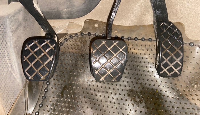 2017 Volkswagen Polo HIGHLINE1.2L, Petrol, Manual, 44,113 km, Pedals