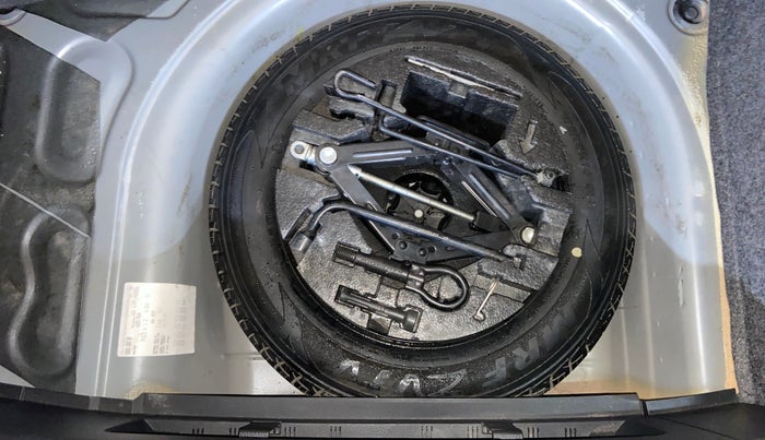 2017 Volkswagen Polo HIGHLINE1.2L, Petrol, Manual, 44,113 km, Spare Tyre