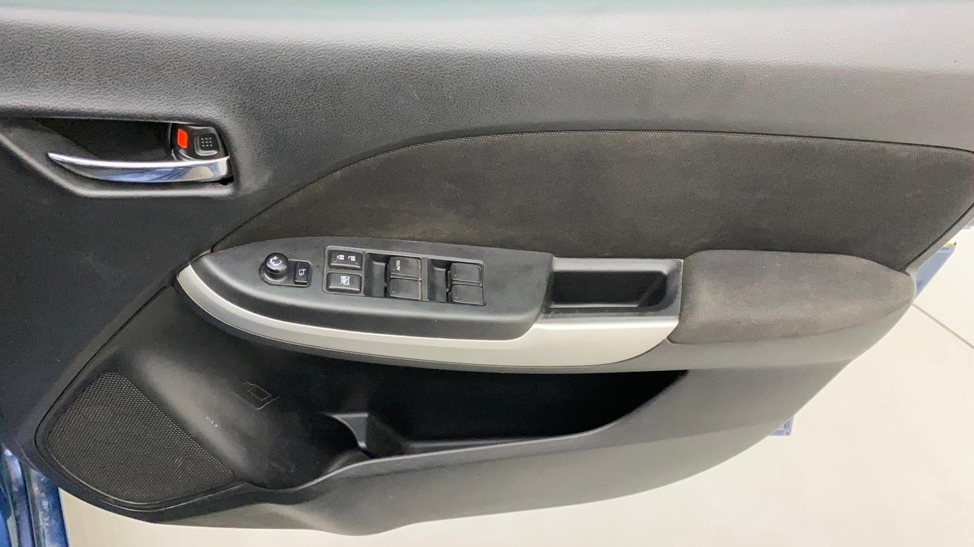 2016 Maruti Baleno ZETA PETROL 1.2, Petrol, Manual, 33,001 km, Driver Side Door Panels Control