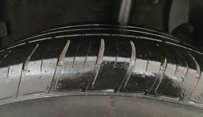 2021 Renault Duster RXZ 1.5 PETROL MT, Petrol, Manual, 26,525 km, Left Rear Tyre Tread