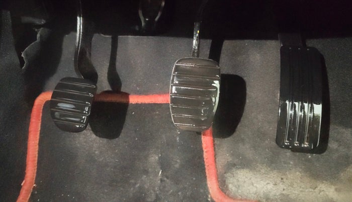 2021 Renault Duster RXZ 1.5 PETROL MT, Petrol, Manual, 26,525 km, Pedals