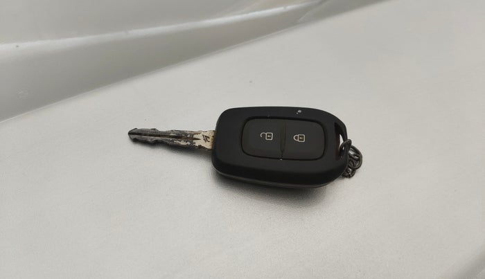 2021 Renault Duster RXZ 1.5 PETROL MT, Petrol, Manual, 26,525 km, Key Close Up