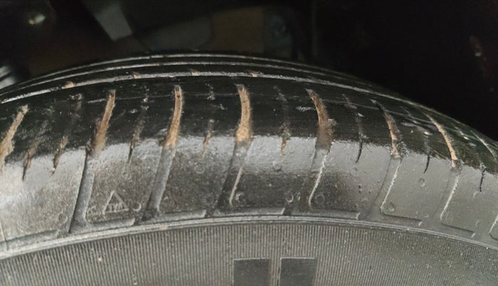 2021 Renault Duster RXZ 1.5 PETROL MT, Petrol, Manual, 26,525 km, Right Front Tyre Tread