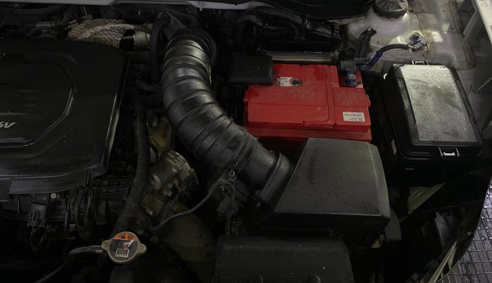 2020 Hyundai VENUE SX 1.5 CRDI, Diesel, Manual, 91,838 km, Engine View - Left