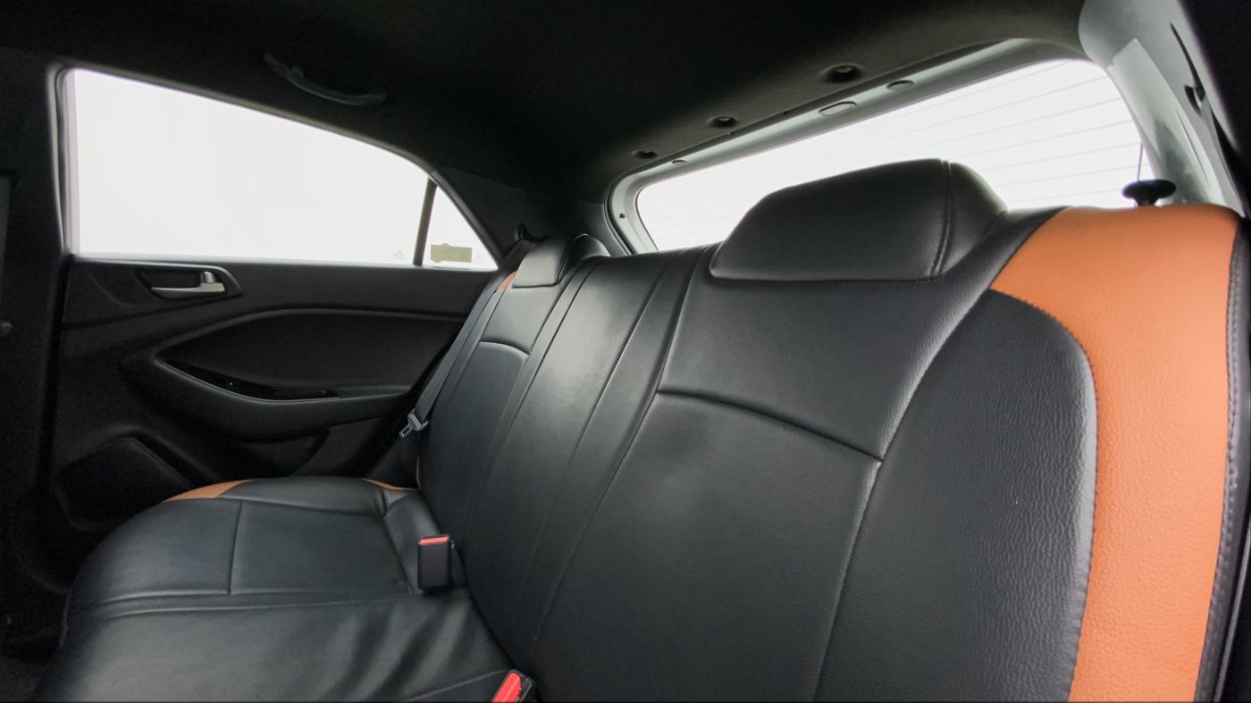2018 Hyundai i20 Active 1.2 S, Petrol, Manual, 23,555 km, Right Side Rear Door Cabin