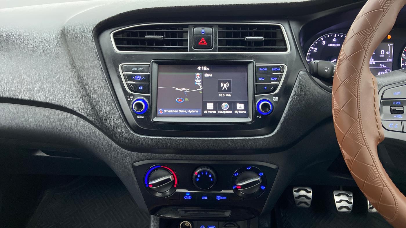 2018 Hyundai i20 Active 1.2 S, Petrol, Manual, 23,555 km, Air Conditioner