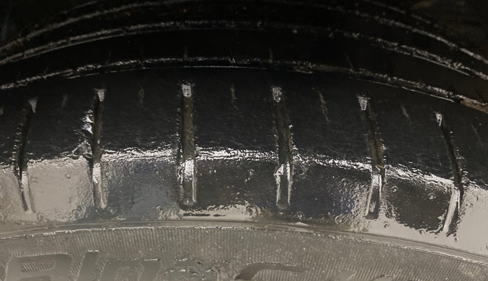 2019 Maruti Baleno ZETA CVT PETROL 1.2, Petrol, Automatic, 53,943 km, Right Front Tyre Tread