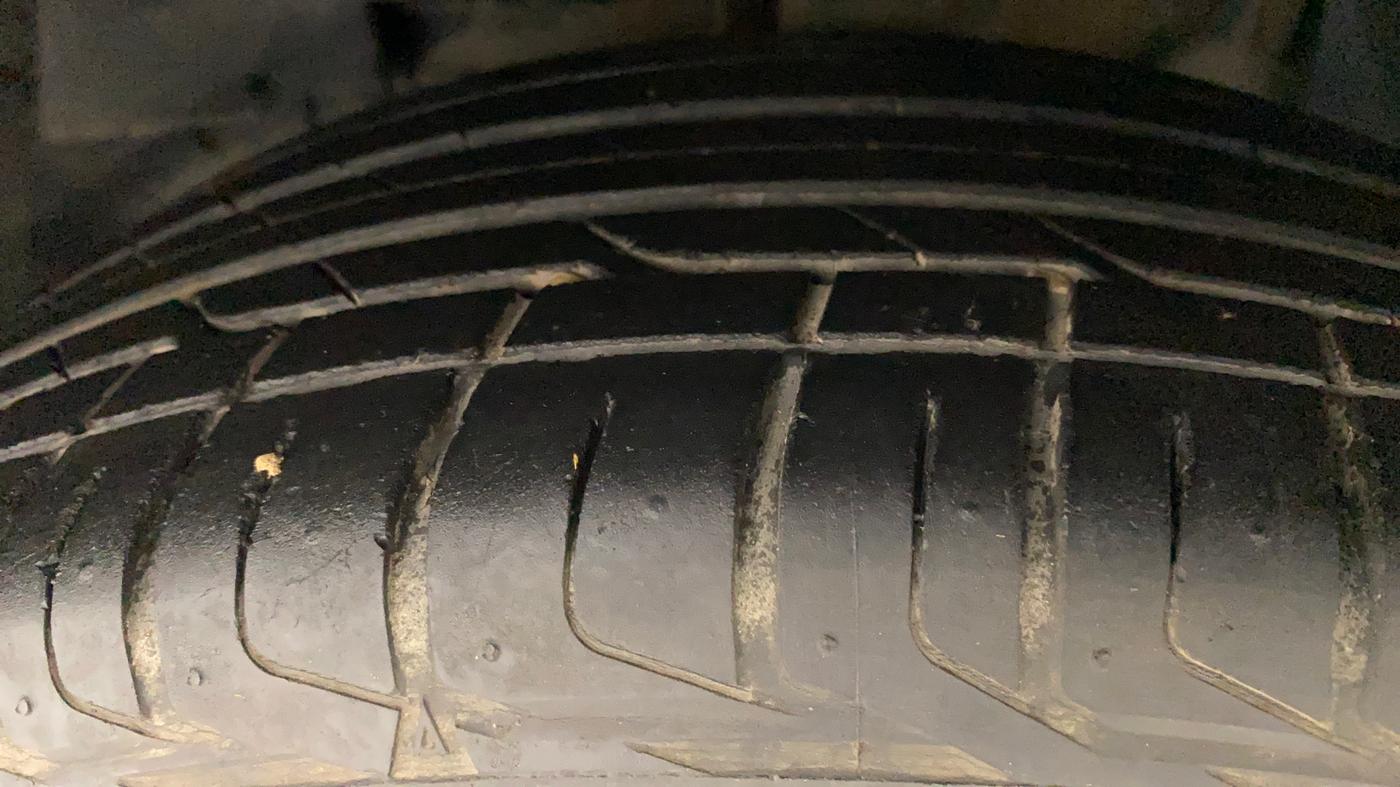 2020 Tata NEXON XZA PLUS PETROL, Petrol, Automatic, 34,437 km, Left Front Tyre Tread