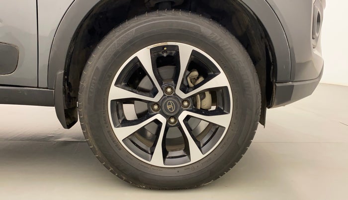 2020 Tata NEXON XZA PLUS PETROL, Petrol, Automatic, 34,437 km, Right Front Wheel