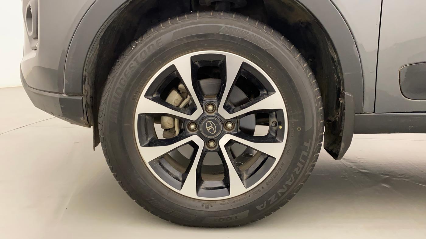 2020 Tata NEXON XZA PLUS PETROL, Petrol, Automatic, 34,437 km, Left Front Wheel