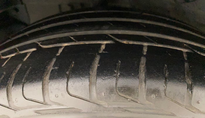 2020 Tata NEXON XZA PLUS PETROL, Petrol, Automatic, 34,437 km, Right Rear Tyre Tread