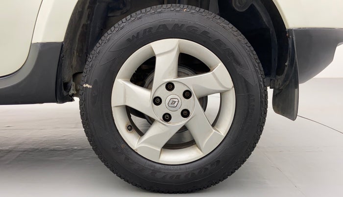 2015 Renault Duster RXZ DIESEL 110, Diesel, Manual, 42,322 km, Left Rear Wheel