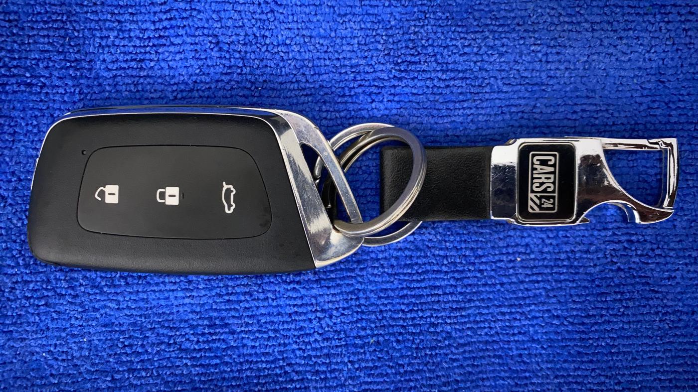 2022 MG HECTOR SHARP 1.5 PETROL CVT, Petrol, Automatic, 16,631 km, Key Close Up