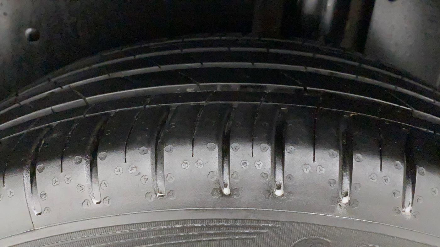 2022 MG HECTOR SHARP 1.5 PETROL CVT, Petrol, Automatic, 16,631 km, Left Rear Tyre Tread