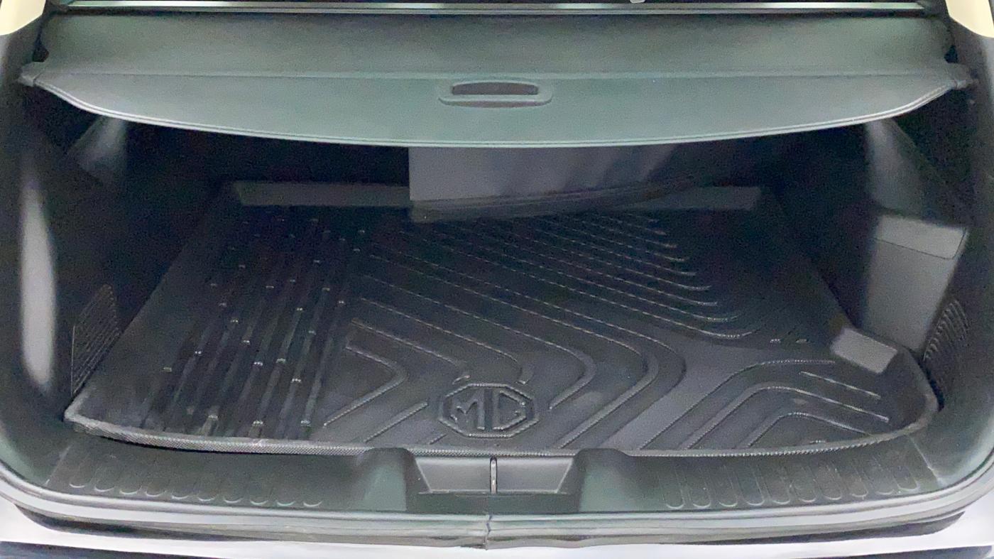 2022 MG HECTOR SHARP 1.5 PETROL CVT, Petrol, Automatic, 16,631 km, Boot Inside