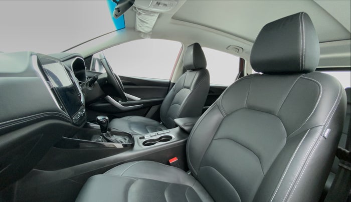 2020 MG HECTOR SHARP DCT PETROL, Petrol, Automatic, 16,446 km, Right Side Front Door Cabin