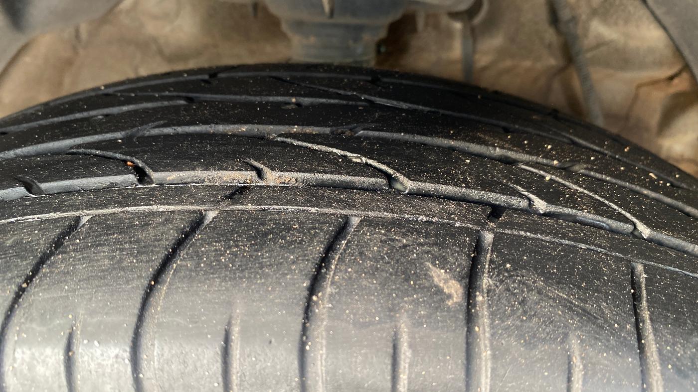 2024 Mahindra XUV300 W8 1.5 DIESEL, Diesel, Manual, 57,158 km, Right Front Tyre Tread