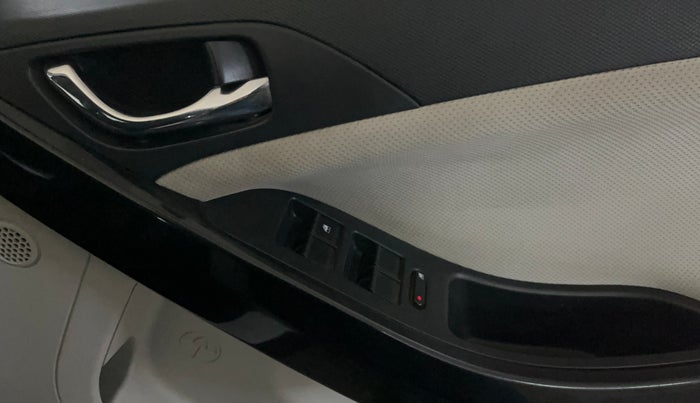 2020 Tata NEXON XZ PLUS PETROL, Petrol, Manual, 56,375 km, Driver Side Door Panels Control