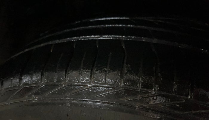 2020 Tata NEXON XZ PLUS PETROL, Petrol, Manual, 56,375 km, Right Rear Tyre Tread