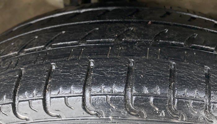 2018 Maruti Wagon R 1.0 VXI, Petrol, Manual, 10,959 km, Right Front Tyre Tread