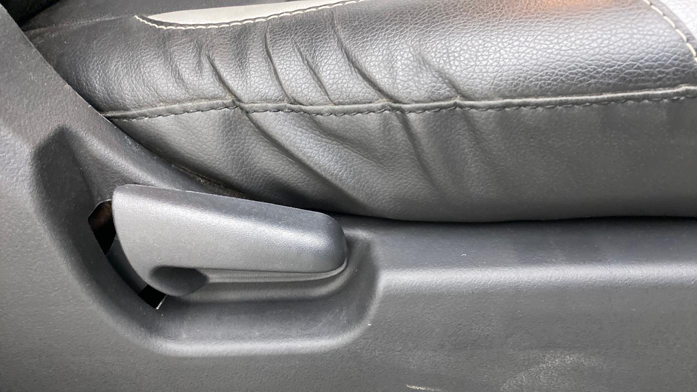 2018 Maruti Wagon R 1.0 VXI, Petrol, Manual, 10,959 km, Driver Side Adjustment Panel