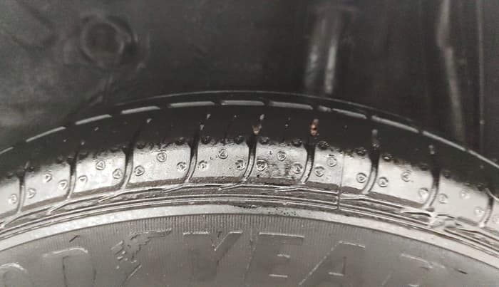2016 Maruti Celerio VXI AMT, Petrol, Automatic, 48,706 km, Left Rear Tyre Tread