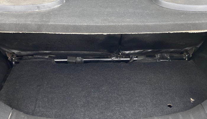 2016 Maruti Wagon R 1.0 VXI, Petrol, Manual, 34,313 km, Boot Inside
