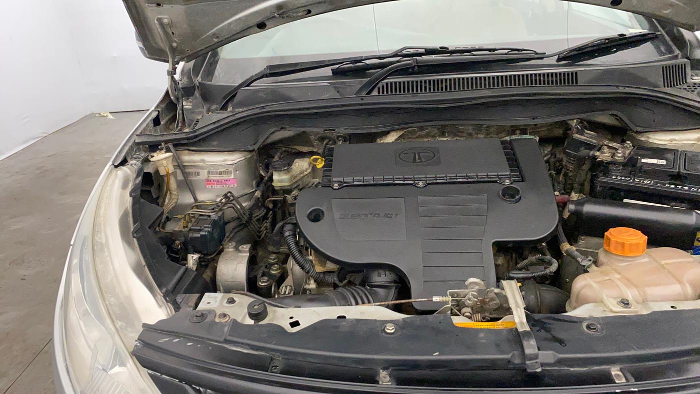 2018 Tata Zest PREMIO 75PS DIESEL, Diesel, Manual, 1,35,008 km, Engine View - Right