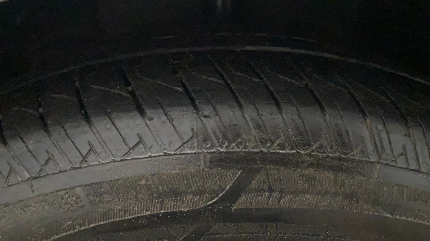 2018 Tata Zest PREMIO 75PS DIESEL, Diesel, Manual, 1,35,008 km, Left Front Tyre Tread