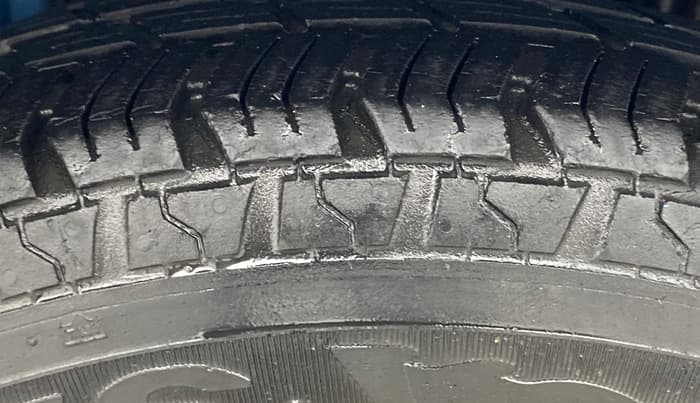 2018 Maruti Alto 800 LXI O, Petrol, Manual, 30,699 km, Right Rear Tyre Tread