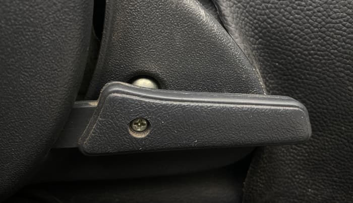 2018 Maruti Alto 800 LXI O, Petrol, Manual, 30,699 km, Driver Side Adjustment Panel