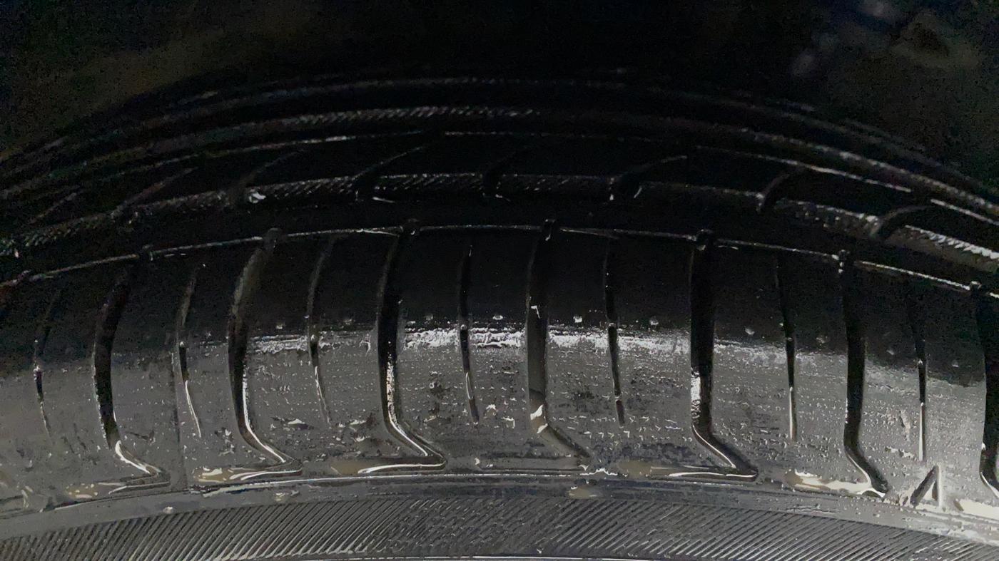 2015 Hyundai Xcent S 1.2, Petrol, Manual, 48,624 km, Right Rear Tyre Tread
