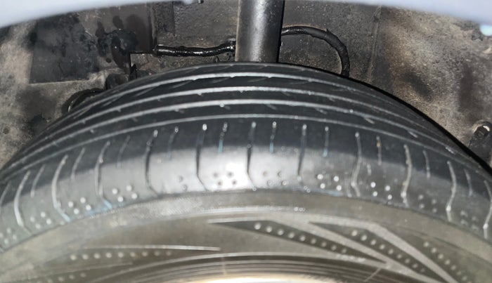 2020 Tata NEXON XZ PLUS PETROL, Petrol, Manual, 69,825 km, Left Front Tyre Tread