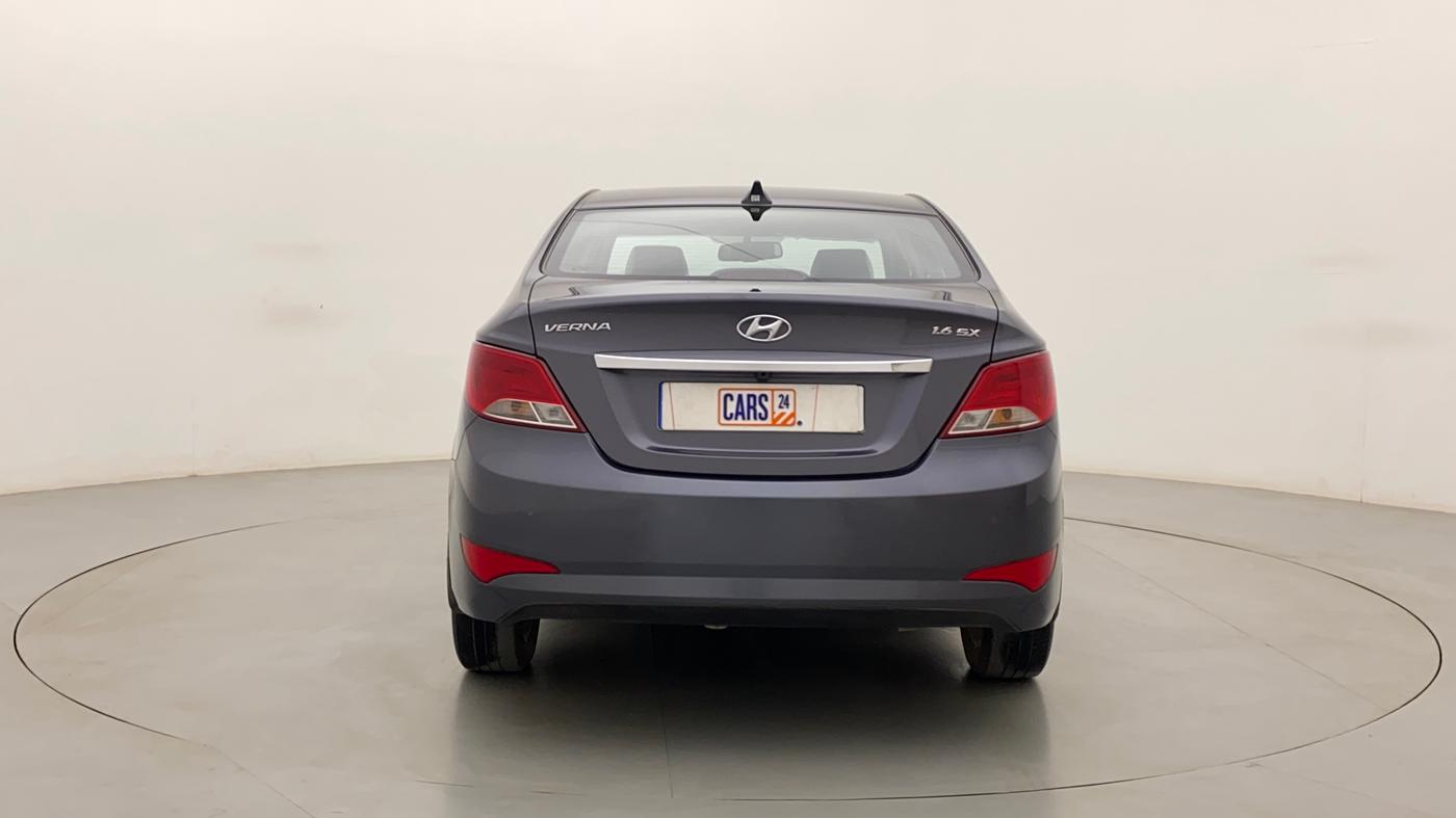 2017 Hyundai Verna 1.6 VTVT SX, Petrol, Manual, 32,893 km, Back/Rear