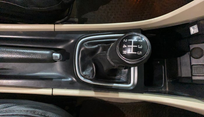 2017 Maruti Ciaz ALPHA 1.4 PETROL, Petrol, Manual, 53,995 km, Gear Lever