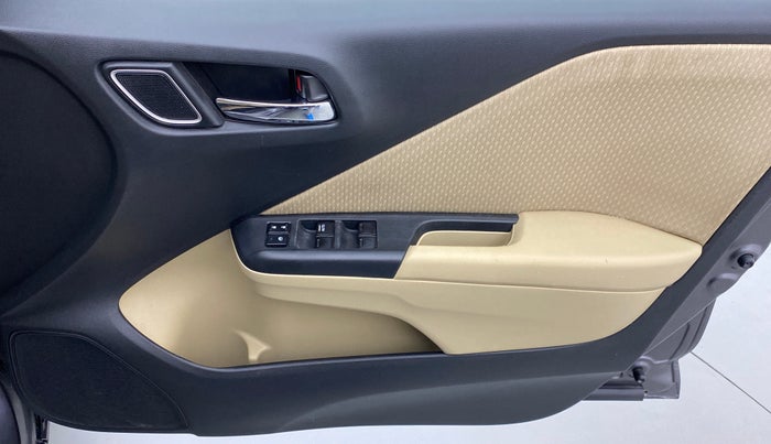 2017 Honda City V MT PETROL, Petrol, Manual, 51,611 km, Driver Side Door Panels Control