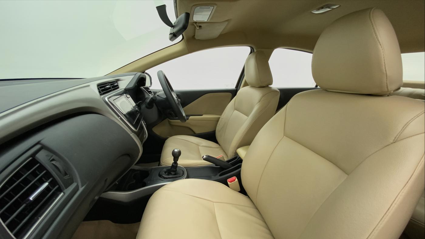 2017 Honda City V MT PETROL, Petrol, Manual, 51,611 km, Right Side Front Door Cabin